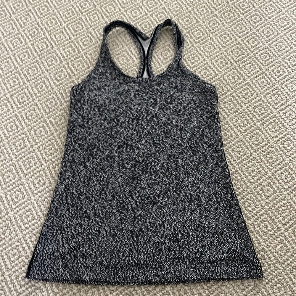 Lululemon tank